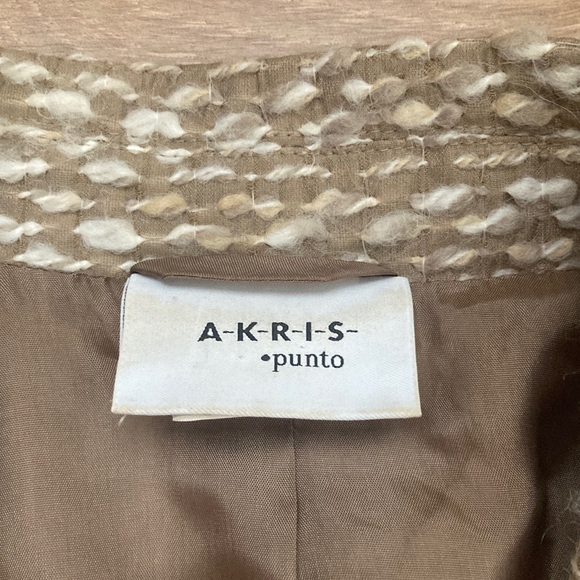Akris Punto Tan Textured Blazer - Picture 2 of 10